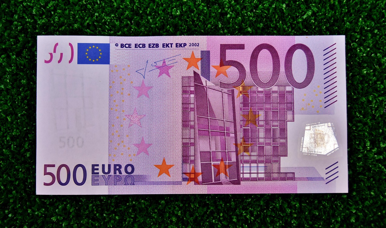 entdecken sie, wie der digitale euro den zahlungsverkehr in europa revolutioniert. erfahren sie alles über vorteile, sicherheit und einführung des digitalen euros.